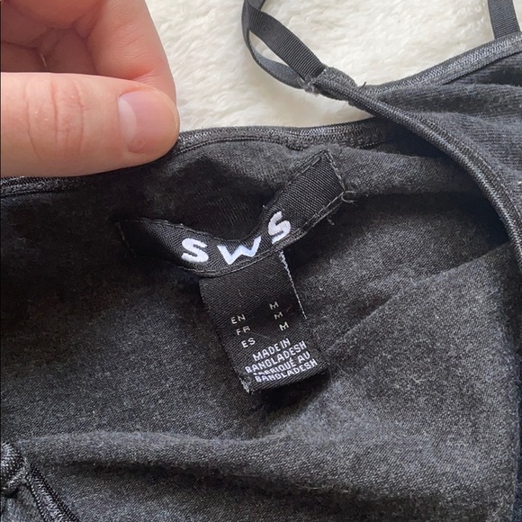 Grey tank top - Picture 3 of 4